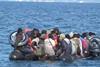 skynews-migrants-tyres-channel_5468737