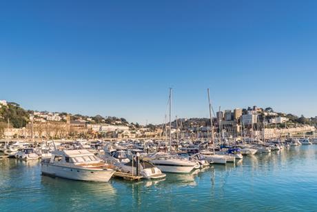 Torquay-Marina-2-2-1200x800